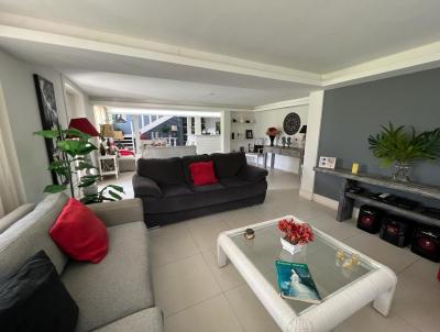 Casa para Venda, em Teresópolis, bairro Albuquerque, 5 dormitórios, 7 banheiros, 5 suítes, 2 vagas